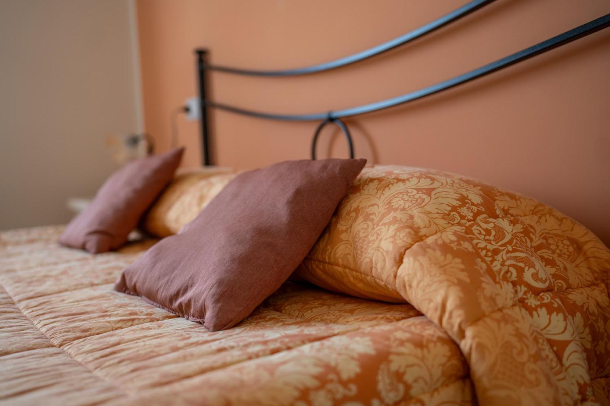 Casa Cardarella Guest House Beroide ภายนอก รูปภาพ
