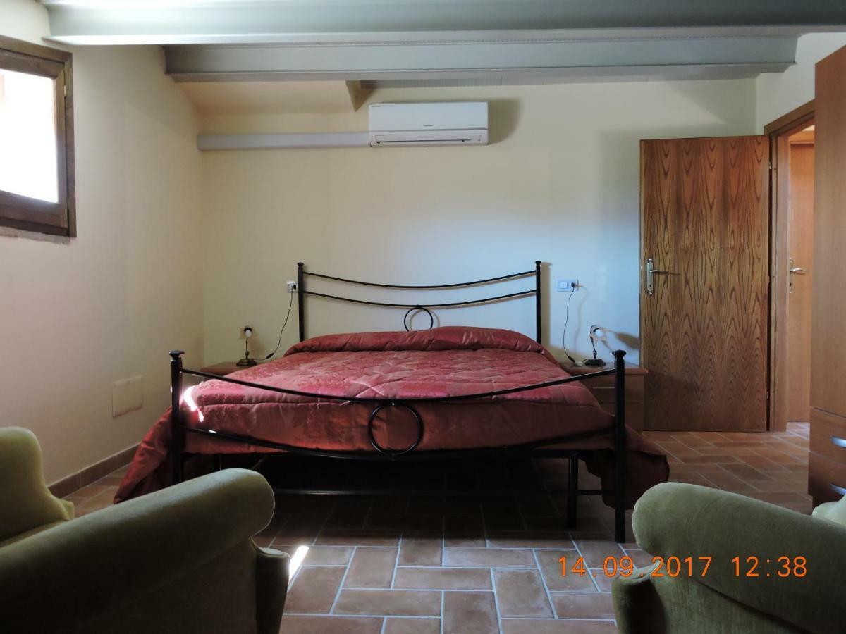 Casa Cardarella Guest House Beroide ภายนอก รูปภาพ